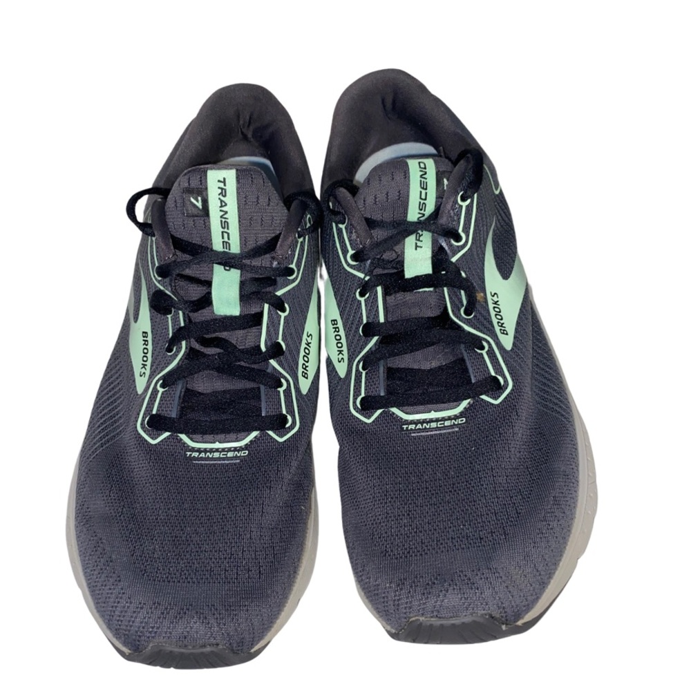 Brooks sneakers